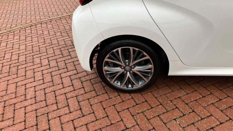 Toyota Yaris 1.5 Hybrid Excel 5dr CVT Hybrid Hatchback